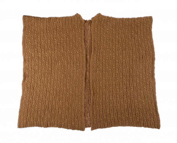 Poncho "Ugoyan" by SCHOPPEL DESIGN